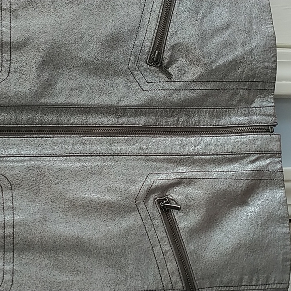 Chico's Silver Metallic Genuine Leather Moto Jacket Chico's 2 (US L or 12) - Picture 5 of 9